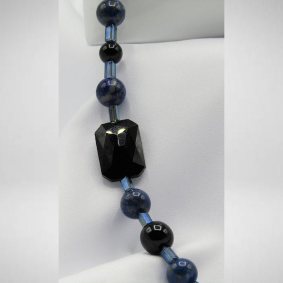 BLUE & BLACK Beaded Jewelry Set - Picture 3 of 5